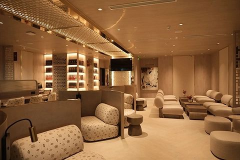 Phòng Chờ Thương Gia Sân Bay Tân Sơn Nhất (Ga Quốc Nội & Quốc Tế)